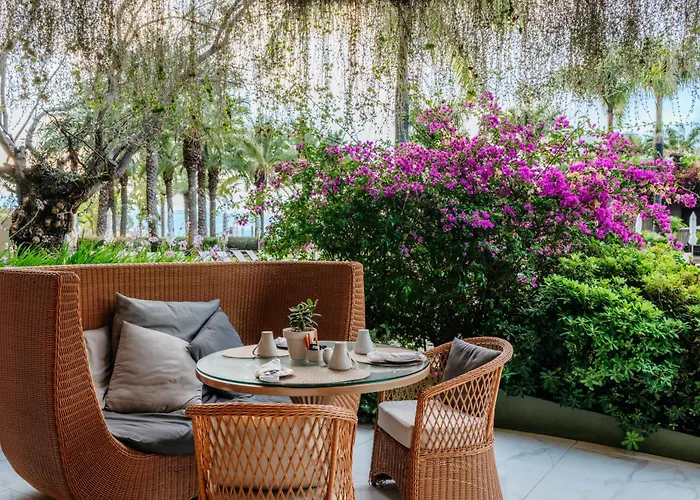 Savoy Palace - The Leading Of The World - Savoy Signature Hotel