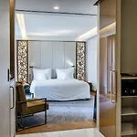 Savoy Palace - The Leading Of The World - Savoy Signature