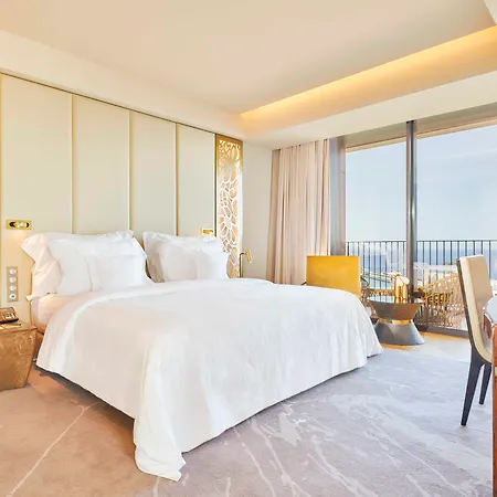 Savoy Palace - The Leading Of The World - Savoy Signature