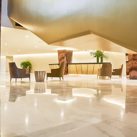 Savoy Palace - The Leading Of The World - Savoy Signature Φουνκάλ