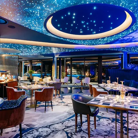 Savoy Palace - The Leading Of The World - Savoy Signature