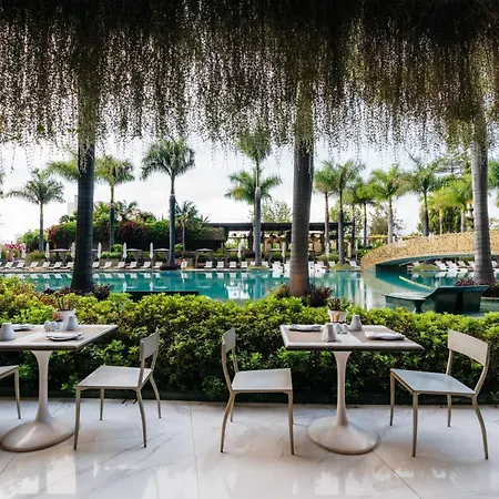 Savoy Palace - The Leading Of The World - Savoy Signature 5*