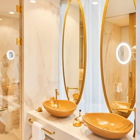 Savoy Palace - The Leading Of The World - Savoy Signature 5* Φουνκάλ