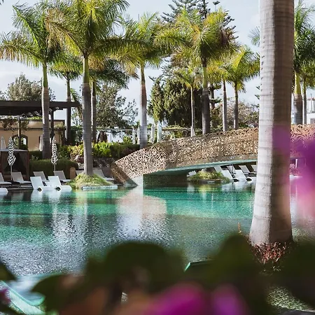 Savoy Palace - The Leading Of The World - Savoy Signature Hotel 5*