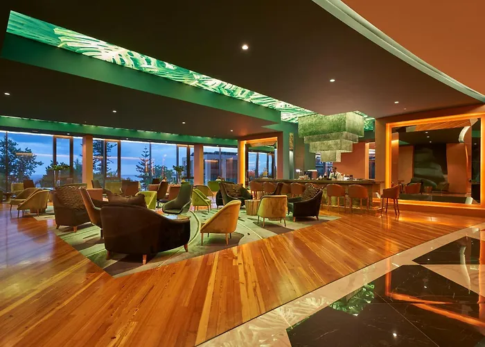 Savoy Palace - The Leading Of The World - Savoy Signature Hotell