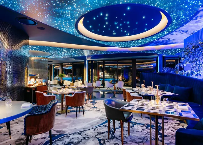 Savoy Palace - The Leading Of The World - Savoy Signature