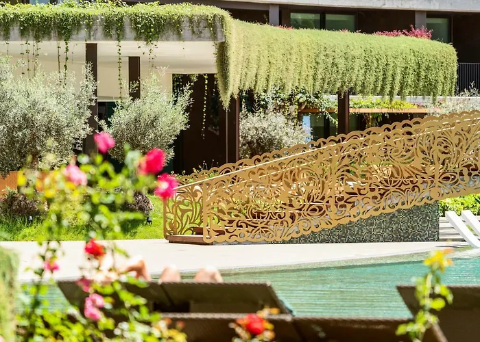 Savoy Palace - The Leading Of The World - Savoy Signature 5*