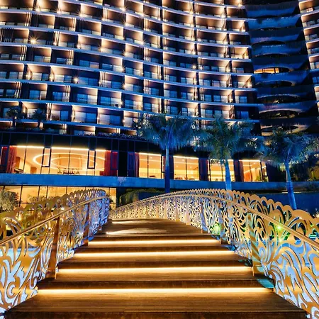 Szálloda Savoy Palace - The Leading Of The World - Savoy Signature 5*