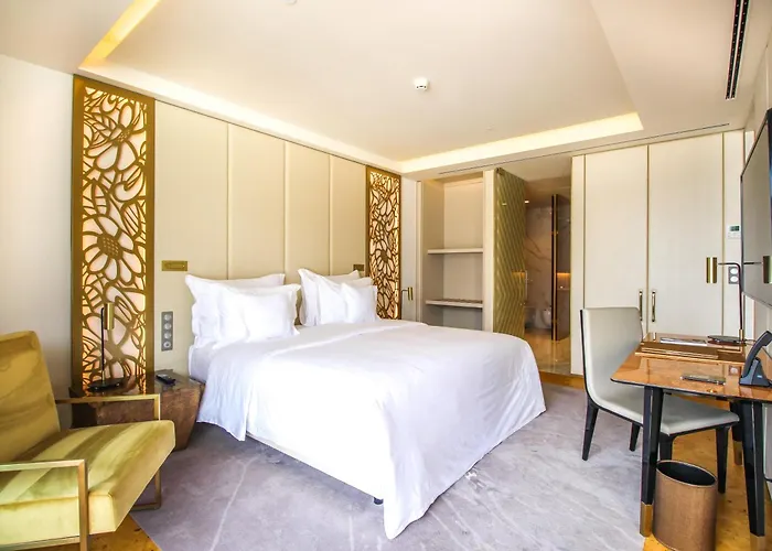 Savoy Palace - The Leading Of The World - Savoy Signature 5* Funchal (Madeira)