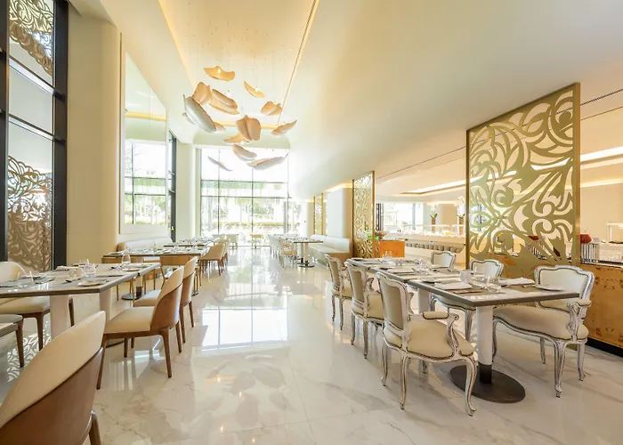 Hotel Savoy Palace - The Leading Of The World - Savoy Signature 5*